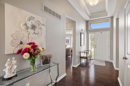 20815 Rockhill Dr, Macomb, MI, 48044-6327 | Card Image