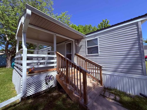 798 Bass Cir, Stoughton, WI, 53589-3050 | Card Image