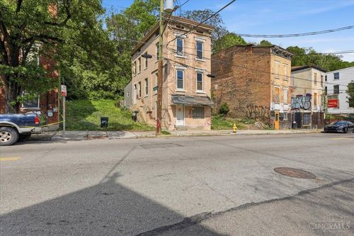 677 State Ave, Cincinnati, OH, 45204-1977 | Card Image