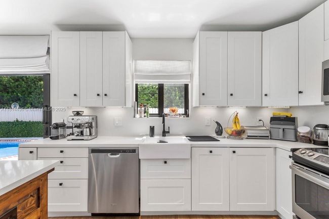 600 Allendale Rd, House other with 4 bedrooms, 4 bathrooms and null parking in Key Biscayne FL | Image 23
