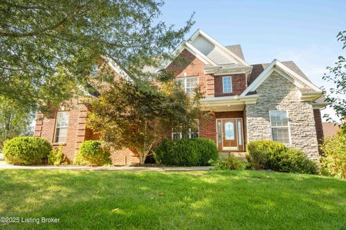 846 Abingdon Cir, Shelbyville, KY, 40065-6336 | Card Image