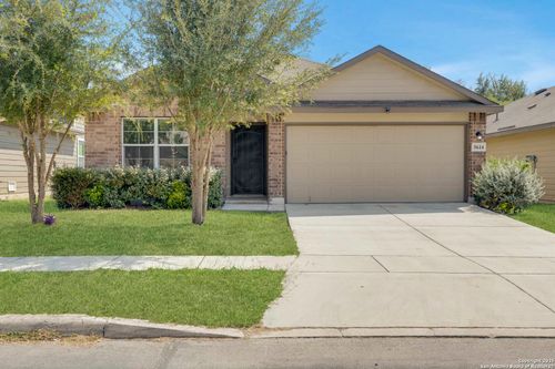 5614 Medina Farm, San Antonio, TX, 78222-3481 | Card Image