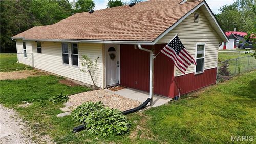 10009 Three Oaks Ln, Bloomsdale, MO, 63627-8983 | Card Image