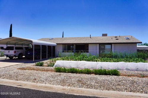 1016 E Mescal Dr, Pearce, AZ, 85625-4045 | Card Image
