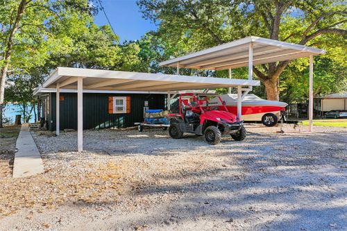 36 Falls Creek Cir, Gainesville, TX, 76240-0542 | Card Image