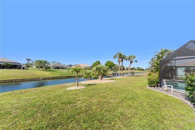 Peaceful canal view | Image 43