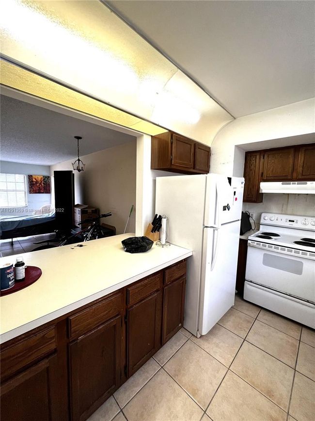 B4 - 2291 Linton Ridge Cir, Condo with 2 bedrooms, 2 bathrooms and null parking in Delray Beach FL | Image 9