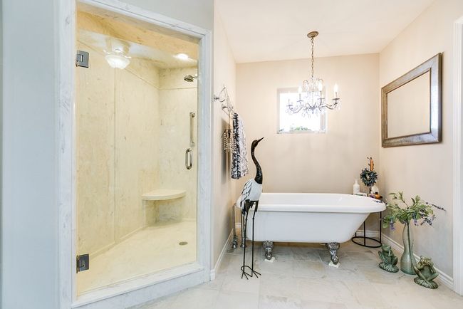 Main Bath | Image 6