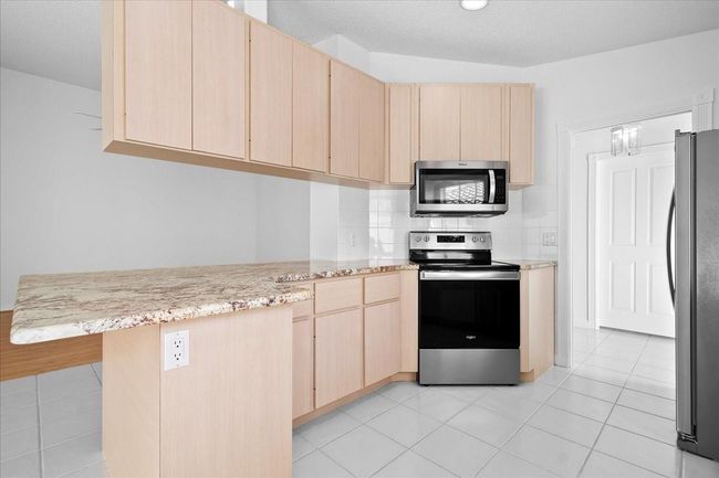 7747 Se Spicewood Cir, Home with 2 bedrooms, 2 bathrooms and null parking in Hobe Sound FL | Image 6