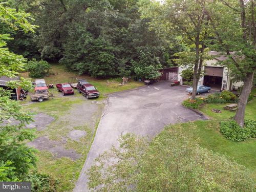 82 Quarry Rd, BIRDSBORO, PA, 19508-9399 | Card Image
