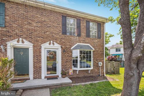 213 Little River Dr, WINCHESTER, VA, 22602-6218 | Card Image