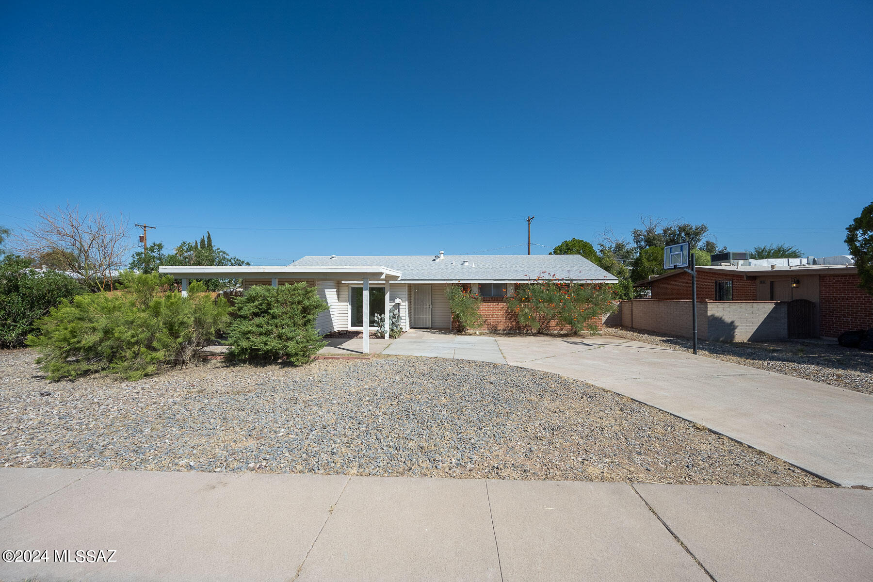 19th St, Tucson, AZ 85710