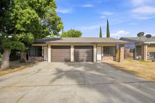 4908 Walnut Avenue, Sacramento, CA, 95841 | Card Image