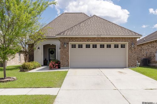 18326 Sunset Park Dr, Prairieville, LA, 70769-3912 | Card Image