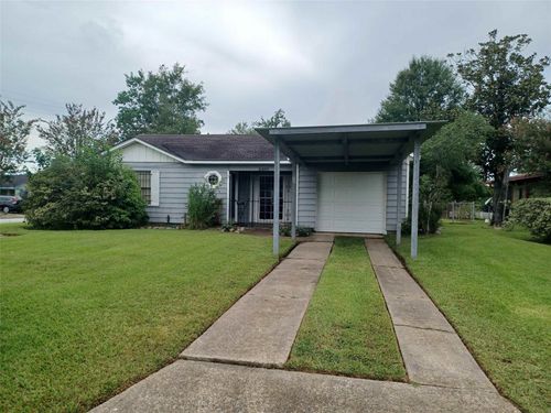 2490 Overbrook Ln, Beaumont, TX, 77703-2828 | Card Image