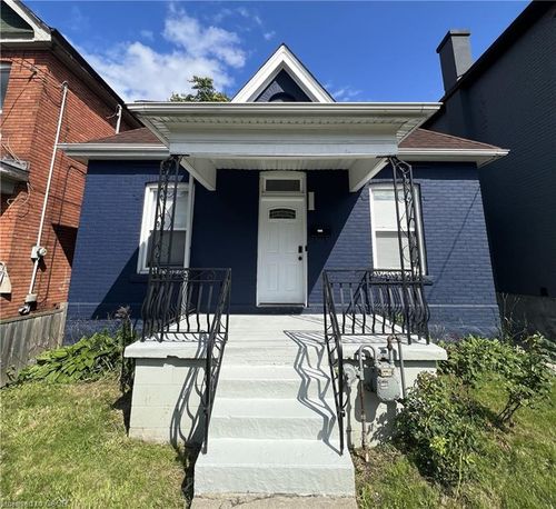 44 Madison Ave, Hamilton, ON, L8L5Y4 | Card Image