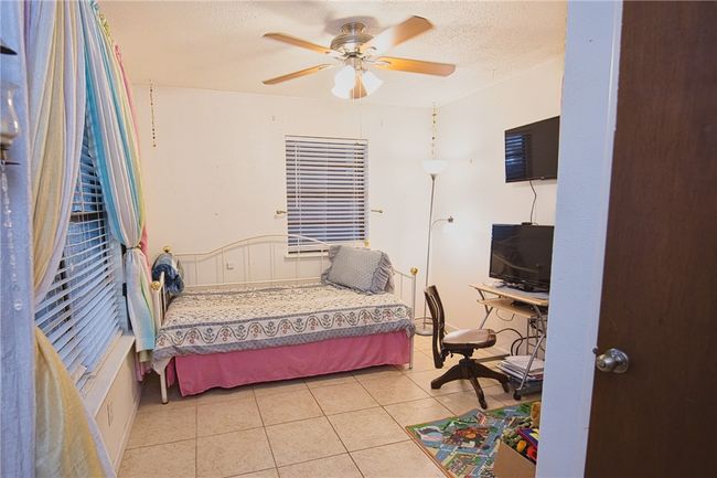 Downstairs Bedroom 1 of 3 | Image 33