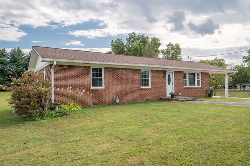 1009 N Main St, Saint Joseph, TN, 38481-5087 | Card Image