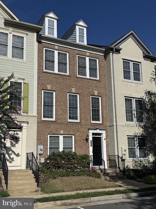 175 Great Laurel Sq Se, LEESBURG, VA, 20175-5416 | Card Image