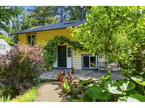 18978 Arrowwood Ave, Lake Oswego, OR, 97035-8304 | Card Image