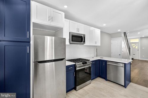 221 N Hobart St, PHILADELPHIA, PA, 19139-1226 | Card Image