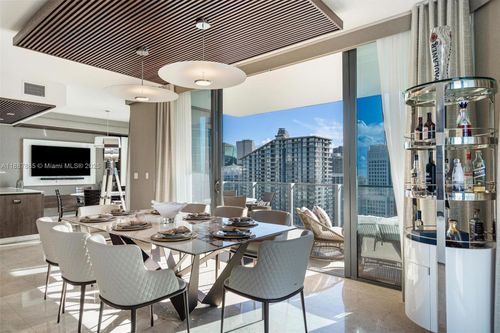 apt-3801-88 Sw 7th St, MIAMI, FL, 33130-3775 | Card Image