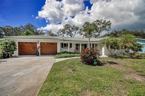 308 Crestwood Ln, LARGO, FL, 33770-4049 | Card Image