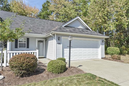 30960 Jasmine Ct, North Olmsted, OH, 44070-6304 | Card Image