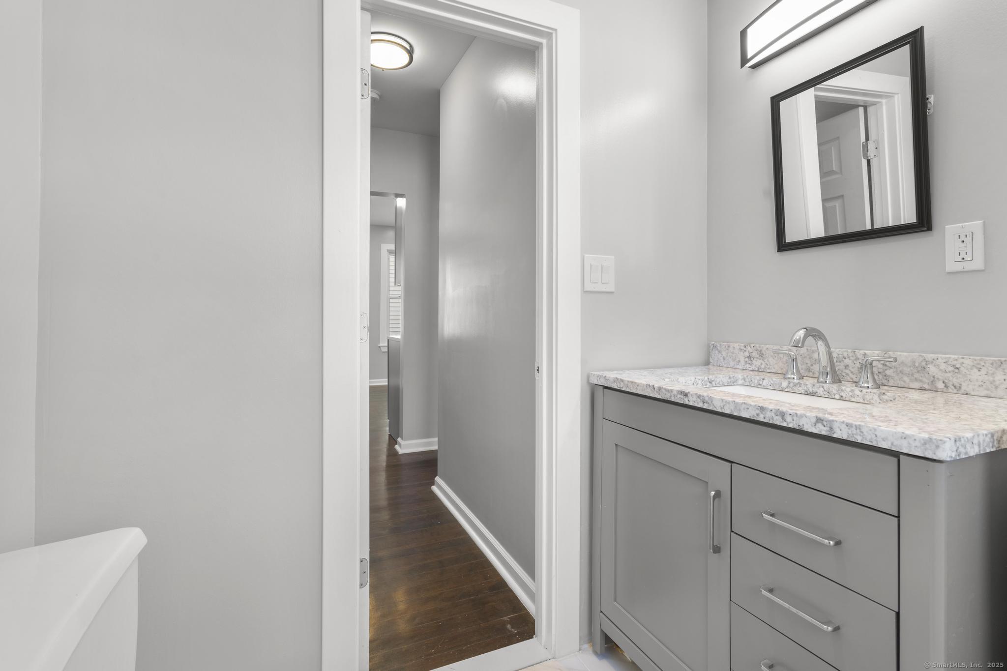 Residential Lease in Waterbury 4
