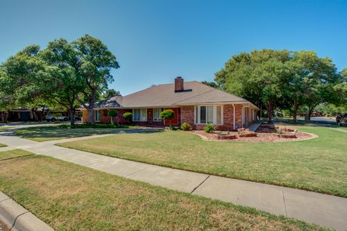 8416 Wayne Ave, Lubbock, TX, 79424-4029 | Card Image