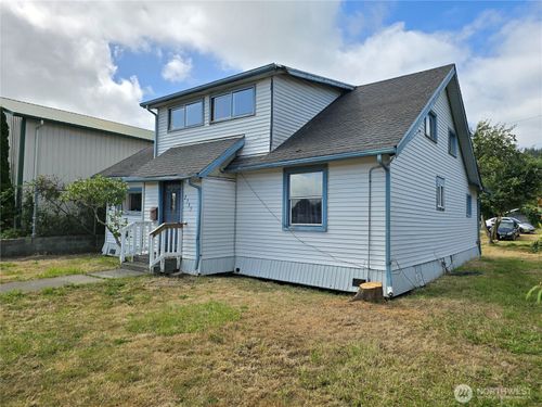 2735 Bay Ave, Hoquiam, WA, 98550-4115 | Card Image