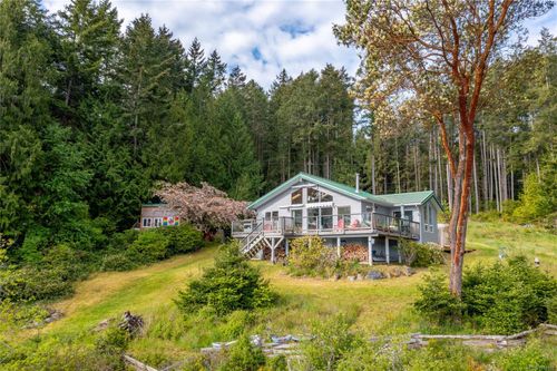3210 Armadale Rd, Pender Island, BC, V0N2M1 | Card Image