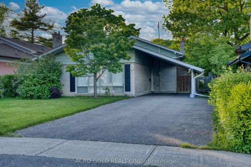 10 Kennebec Cres, Etobicoke, ON, M9W2R7 | Card Image