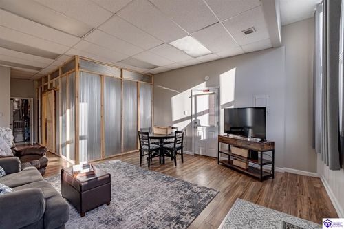 unit-a-306 Main St, Munfordville, KY, 42765-9017 | Card Image