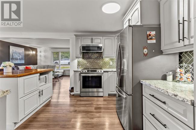 11 Main Road, House other with 3 bedrooms, 1 bathrooms and null parking in Ivany's Cove NL | Image 9