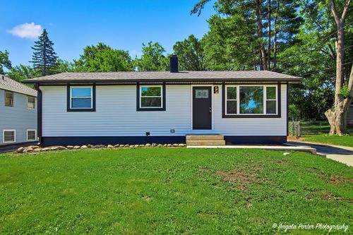 33028 N Ridge Rd, Grayslake, IL, 60030-2146 | Card Image