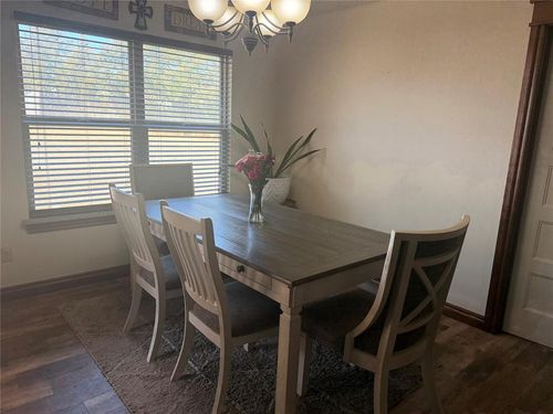 1204 Palmer Dr, Shawnee, OK, 74804-2384 | Card Image