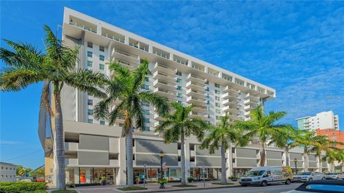 unit-4a-101 S Gulfstream Ave, SARASOTA, FL, 34236-8917 | Card Image