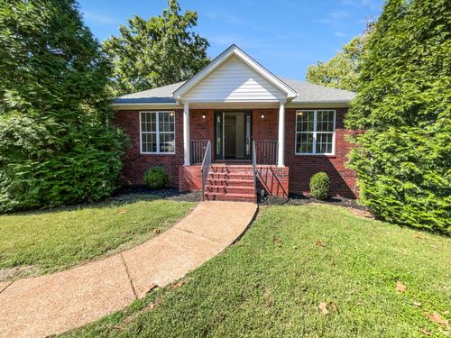 630 Knollwood Dr, La Vergne, TN, 37086-4152 | Card Image