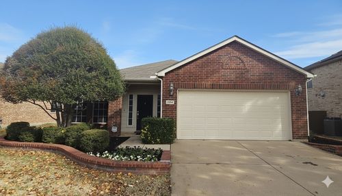 1204 Riverside Rd, Roanoke, TX, 76262-4404 | Card Image