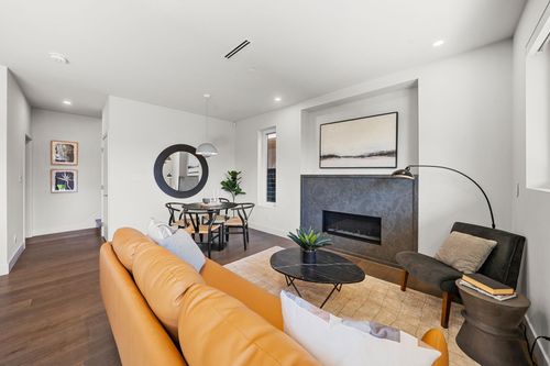2-628 E 46th Ave, Vancouver, BC, V5W2A3 | Card Image