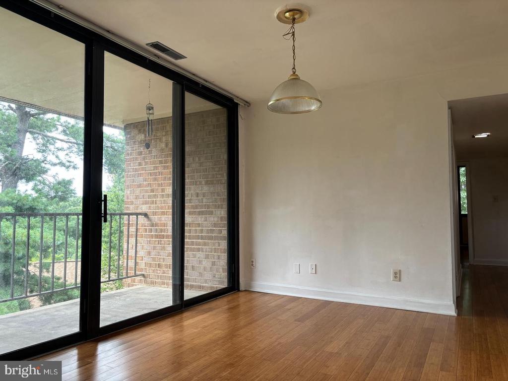 Residential Lease in ALEXANDRIA 4