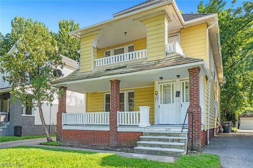 3420 Beechwood Ave, Cleveland Heights, OH, 44118-1804 | Card Image