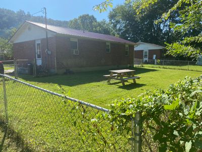 809 Boone Place, House other with 3 bedrooms, 1 bathrooms and null parking in Morehead KY | Image 2