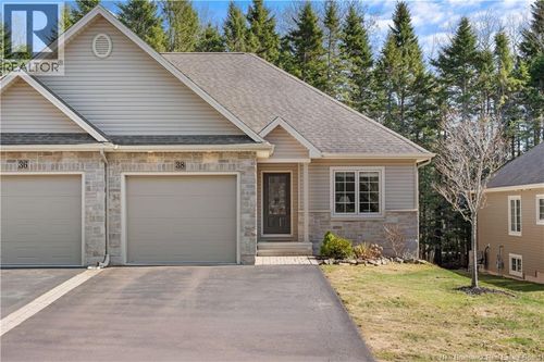 38 Boisée Rue, Dieppe, NB, E1A8Y7 | Card Image
