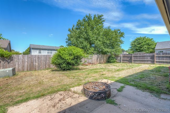 9528 S 93 Rd East Ave, House other with 5 bedrooms, 3 bathrooms and null parking in Tulsa OK | Image 50