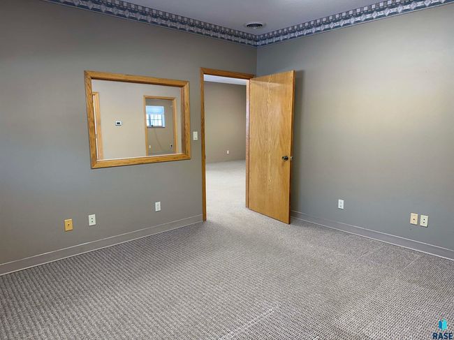 911 Sixth St, Home with 0 bedrooms, 2 bathrooms and null parking in Freeman SD | Image 75