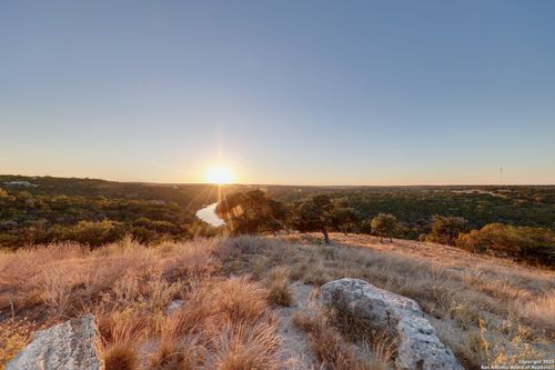 189 Cherry Springs Rd, Hunt, TX, 78024-3109 | Card Image