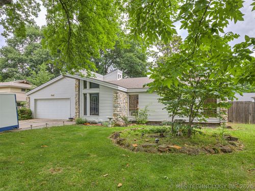 3723 83rd St, Tulsa, OK, 74137-1704 | Card Image