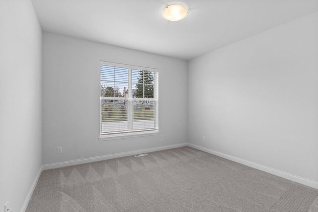 403 Sandy Circle, House other with 3 bedrooms, 2 bathrooms and null parking in Pewaukee WI | Image 12